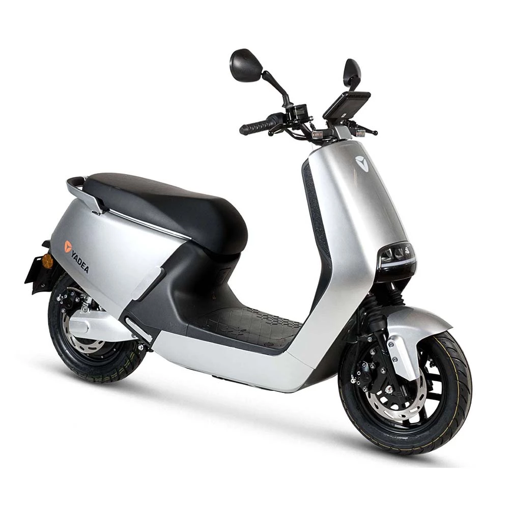Yadea G5 Elmoped Silver 3 Yadea G5 Elmoped Silver
