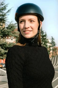 Yakkay Smart Two Black -cykelaffär yakkay smart two helmet shiny black picture woman p